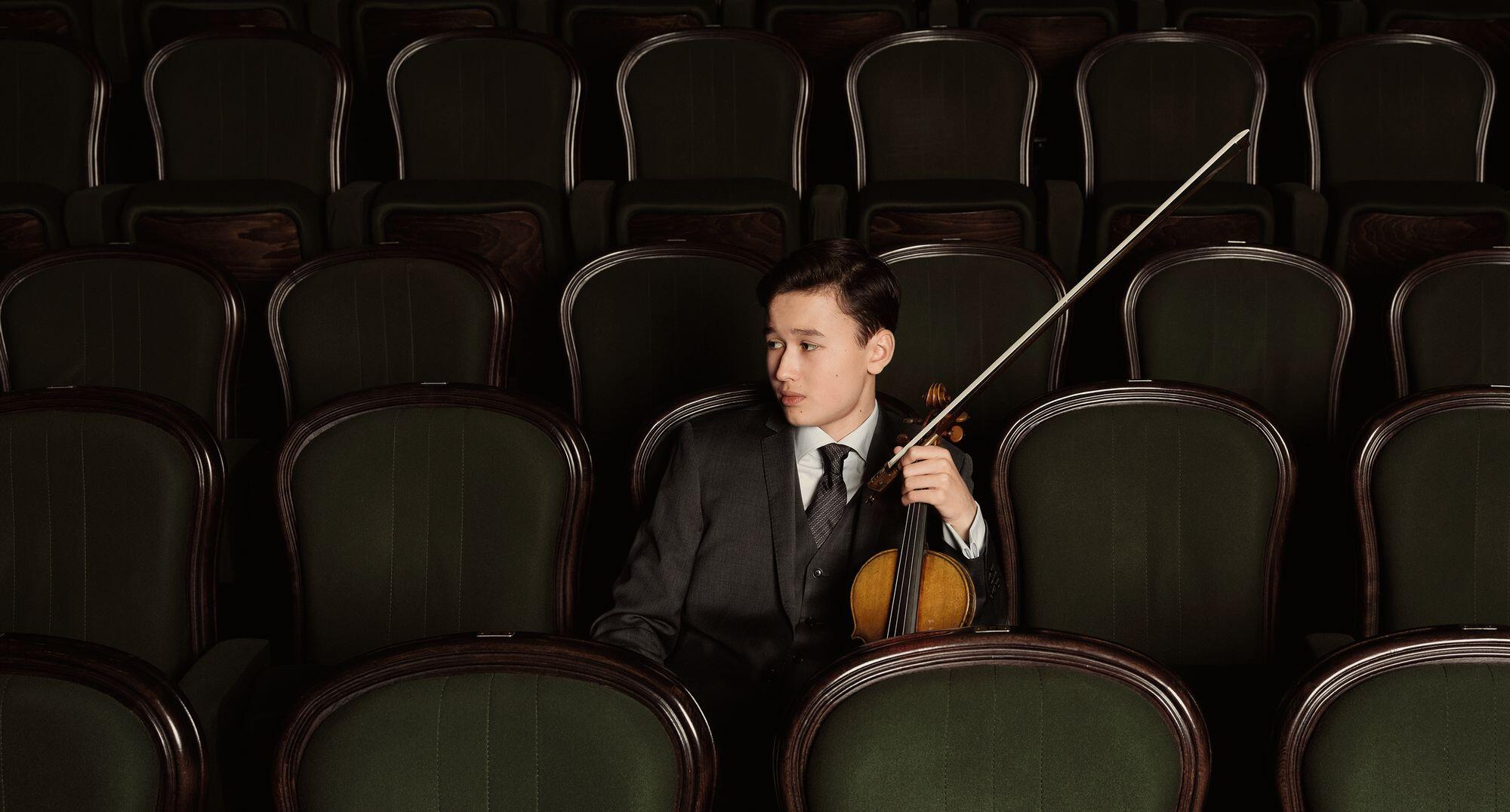 Daniel Lozakovich — 